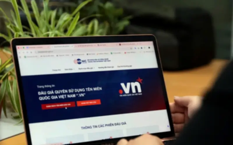 Việt Nam lần đầu đấu giá tên miền .vn hai ký tự, giá khởi điểm 10 triệu đồng