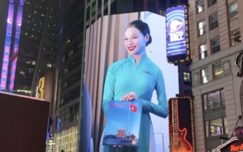 Việt Nam Rực Rỡ Tại Times Square Lần Thứ Hai Qua Phim Quảng Bá Của Vietnam Airlines