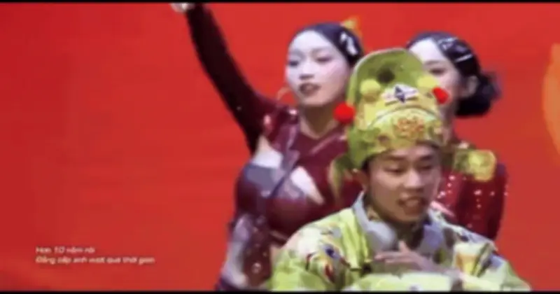 Vân Dung - Long Vũ Rap Intro Sơn Tùng M-TP Trong Táo Quân, Gây Sốt Mạng Xã Hội