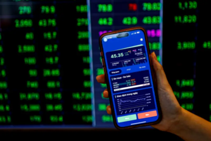 VN-Index Bùng Nổ Sau Tết, Tăng 36 Điểm Lên Mức Cao Nhất Một Tháng