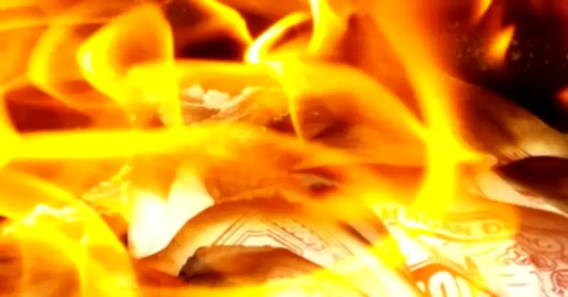 Văn khấn Hóa Vàng Tết Bính Ngọ 2026: Nghi thức truyền thống và ý nghĩa tâm linh