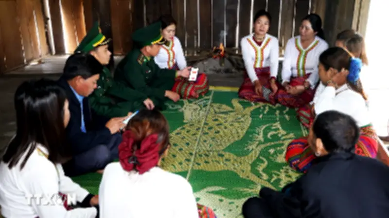 Vùng cao Hà Tĩnh phát huy vai trò điểm tựa gia đình, làng, trường, bản trong công tác bầu cử