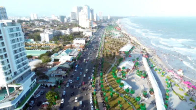 Vũng Tàu đông nghịt du khách dịp Tết Bính Ngọ 2026, an ninh được đảm bảo