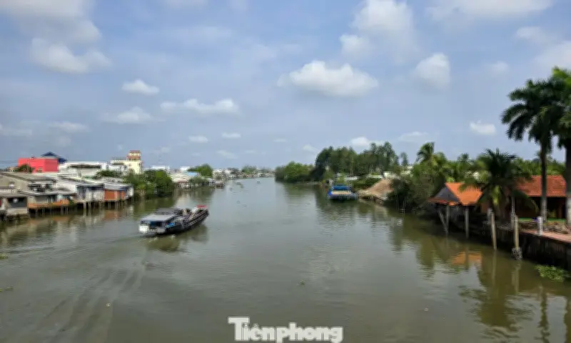 Vĩnh Long khởi công bờ kè sông Long Hồ dài 2,4km, đầu tư 224 tỷ đồng