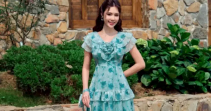 Váy Tầng Xuân 2024: Từ Dịu Dàng Đến Sang Trọng Cho Mọi Dịp