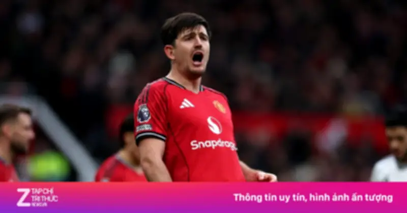Wes Brown ủng hộ MU gia hạn hợp đồng với Harry Maguire