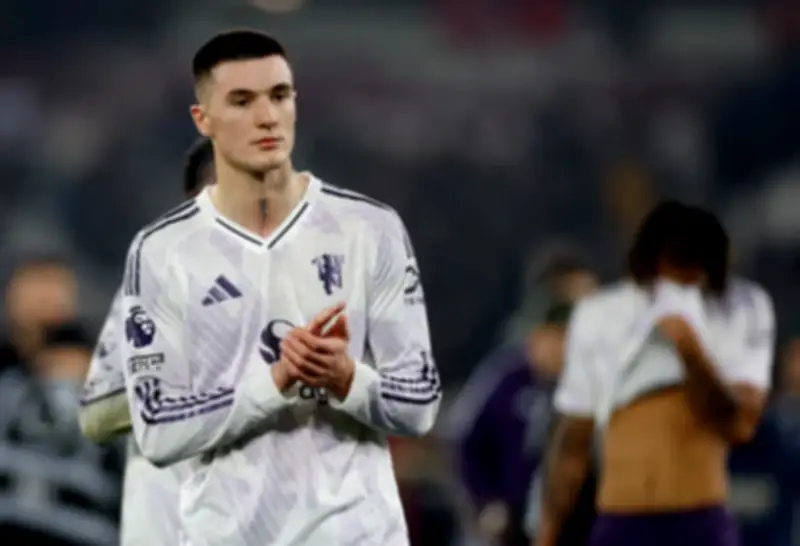 West Ham 1-1 MU: Phút bù giờ cứu thua, Quỷ đỏ thoát thua ngoạn mục