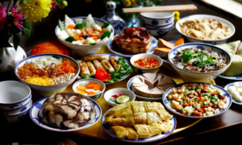 Mâm cỗ cao có đầy đủ trong Tết Hà Nội xưa mang ý nghĩa gì?