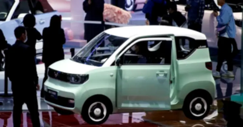 Xe điện siêu nhỏ bị 'ghẻ lạnh' nhưng hãng xe vẫn sản xuất: Lý do thâm sâu phía sau