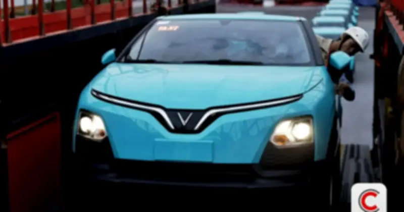 Xanh SM vượt mặt Grab, trở thành ông vua mới thị trường gọi xe ô tô Việt Nam