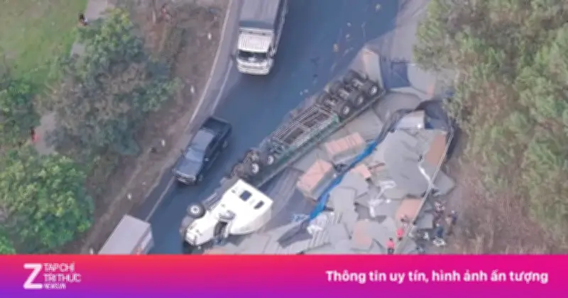Xe Container Lật Nhào Trên 'Khúc Cua Tử Thần' Ở Đồng Nai, Giao Thông Tê Liệt