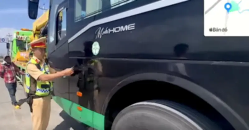 Xe khách mắc 3 vi phạm trong một lần kiểm tra, tổng mức phạt vượt 100 triệu đồng