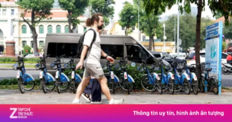 Xe đạp công cộng TP.HCM ế ẩm vì ô nhiễm phân chim bồ câu