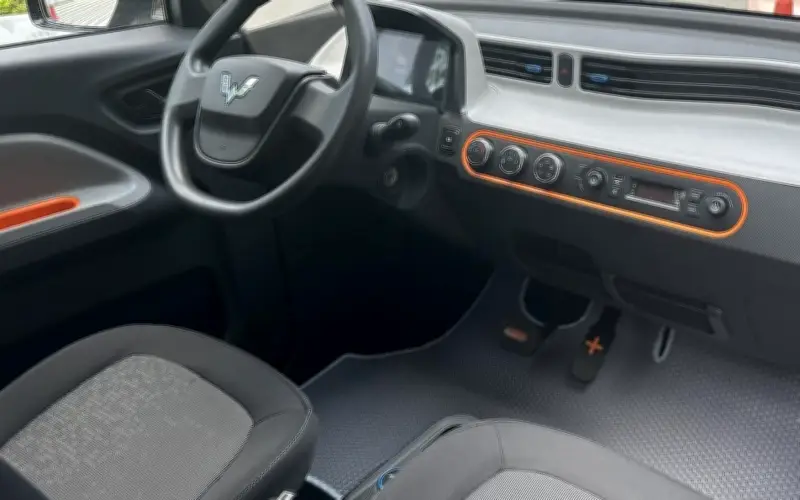 Xe ô tô giá 197 triệu đồng tại Việt Nam: Thiết kế trẻ trung, tiện ích rẻ hơn Kia Morning