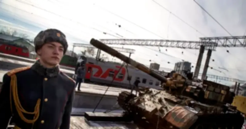 Xe Tăng T-55 'Hồi Sinh' Trên Chiến Trường Nhờ Chiến Dịch Quân Sự Đặc Biệt