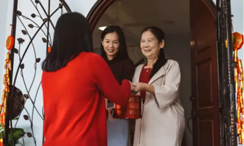 Xông Đất Năm Bính Ngọ 2026: Tuổi Nào Hợp, Kiêng Kỵ Gì Để Đón Vận May?