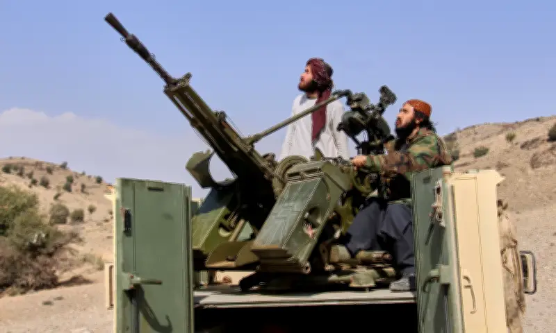 Xung Đột Afghanistan - Pakistan: Hơn 300 Người Thiệt Mạng Trong Các Cuộc Không Kích Và Đụng Độ Biên Giới