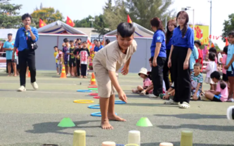 Xã đảo Thạnh An rộn ràng với ngày hội 'Tết quân - dân' chăm lo Tết cho bà con