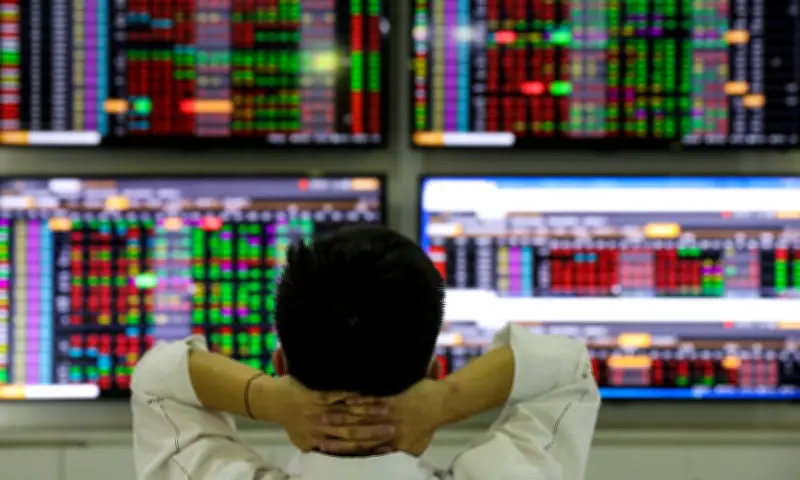 Ủy Ban Chứng Khoán Cấm 17 Cá Nhân Giao Dịch Vì Thao Túng Cổ Phiếu PAS