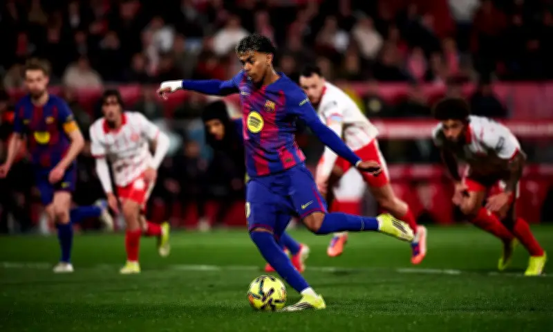Yamal Sút Hỏng Phạt Đền, Barca Thua Ngược Girona Và Rời Ngôi Đầu La Liga
