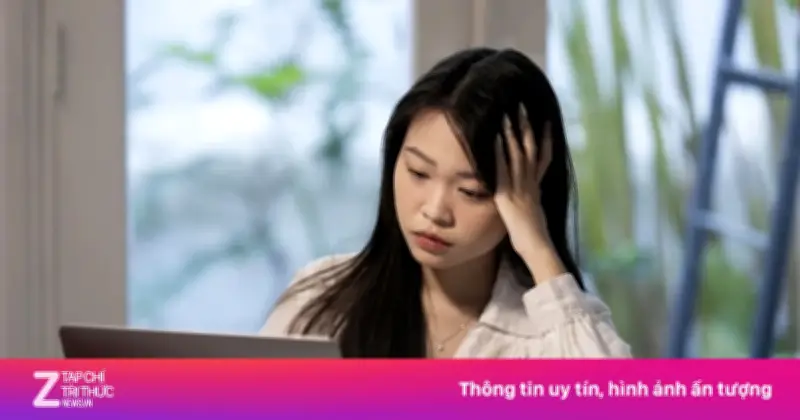 Áp lực cuối năm: Người trẻ đối mặt với mất ngủ, bệnh dạ dày và trĩ