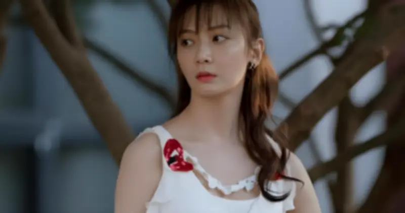 Đánh Rơi 15 Triệu Tiền Thưởng Tết, Về Nhà Bị Chồng Trách Móc Khiến Tôi Phát Điên