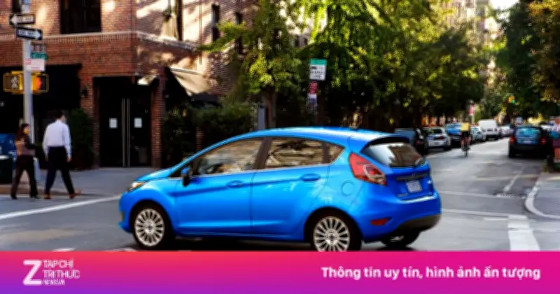 Đại lý Ford Mỹ muốn bán sedan, hãng xe kiên quyết từ chối