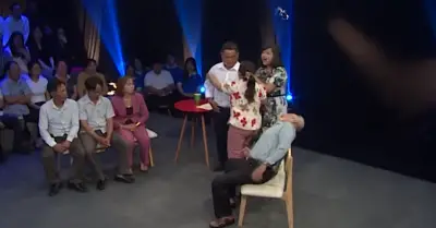 Cuộc đoàn tụ sau 46 năm xa cách: Ông cụ U90 ở Lâm Đồng khóc òa vì hạnh phúc