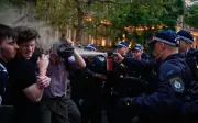 Cảnh sát Úc dùng hơi cay giải tán biểu tình phản đối Tổng thống Israel tại Sydney