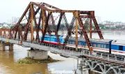 Bộ Xây dựng yêu cầu kiểm định toàn diện cầu Long Biên sau sự cố nứt gãy