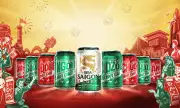 Bia Saigon Đưa Lời Mời Tết Vào Bộ Sưu Tập Giới Hạn 'Kính Một Ly', 'Ngồi Một Chút'