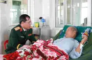 Bệnh viện Quân y 17: Những mảnh đời đón Tết trong bệnh viện và sự sưởi ấm từ trái tim
