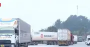 Cửa khẩu Lạng Sơn hoạt động trở lại, xe chở nông sản tăng mạnh sau Tết