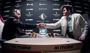 Carlsen tiến gần danh hiệu thế giới thứ 23 tại giải cờ vua 960 FIDE