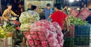 Chợ đầu mối Thủ Đức nhộn nhịp cận Tết 2026, hàng hóa tăng 30-50%