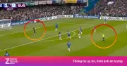 Chelsea bị phạt góc hy hữu vì thủ môn Sanchez giữ bóng quá 8 giây