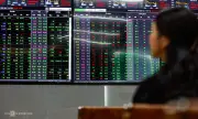 Chứng khoán 'xanh vỏ, đỏ lòng': VN-Index tăng nhẹ nhưng áp lực bán vẫn lớn