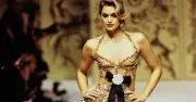 Cindy Crawford: Từ thủ khoa trung học đến biểu tượng thời trang thế giới