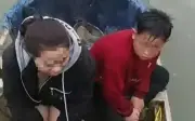 Đò dân cứu người sau vụ lật đò trên sông Gianh sáng mồng 3 Tết