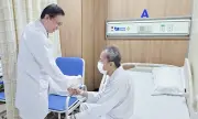 Bệnh nhân lớn tuổi hồi phục thần kỳ sau ca thay van tim phức tạp bằng kỹ thuật TAVI
