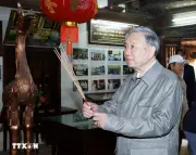 Tổng Bí thư Tô Lâm dâng hương tưởng niệm các lãnh đạo tiền bối của Đảng