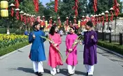 Giờ Đẹp Và Hướng Xuất Hành Mùng 4 Tết 2026: Chọn Lộc Thịnh Vượng Cho Năm Mới