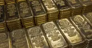 Giá vàng bật tăng mạnh sau dữ liệu lạm phát Mỹ yếu, thị trường kỳ vọng Fed giảm lãi suất
