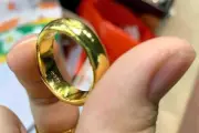 Giá vàng nhẫn tăng mạnh sau Tết, vượt cả vàng miếng SJC