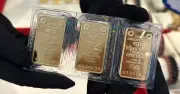 Giá vàng SJC tăng mạnh vượt bạc, chuyên gia khuyến nghị chiến lược đầu tư thận trọng