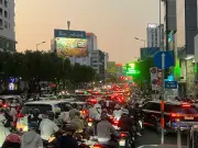 Giao thông ùn ứ nghiêm trọng quanh sân bay Tân Sơn Nhất ngày áp Tết