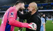 Guardiola khuyên Man City uống cocktail thư giãn, gạt áp lực đua vô địch Ngoại hạng Anh