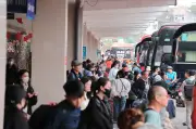 Hà Nội: Các bến xe nhộn nhịp trước Tết Bính Ngọ 2026, lượng khách tăng 400%
