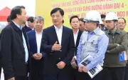 Bí thư Hà Nội thị sát công trường cầu Hồng Hà, thúc đẩy tiến độ vành đai 4