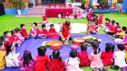 Học Sinh Trải Nghiệm Tết Truyền Thống: Gói Bánh, Viết Thư Pháp Và Giữ Gìn Hồn Cốt Dân Tộc